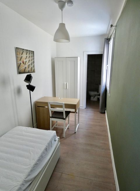 Chambre Sloop - Espace de travail et rangements