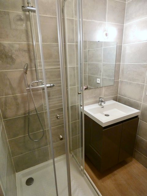 Chambre Sloop - Salle d'eau privative avec WC et lavabo